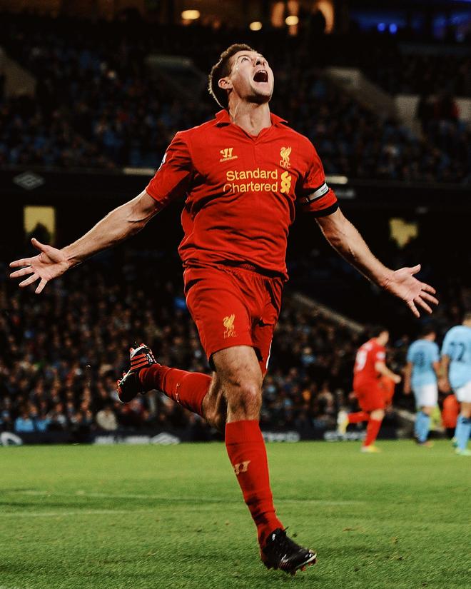 曼联对阵利物浦展开拉锯大战，最终险胜对手(曼联对阵利物浦展开拉锯大战,最终险胜对手是谁)-开云体育在线