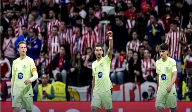 包含利物浦内部会议纪要流出：今夜伤情更新，国王杯使命明确，轮换策略成焦点的词条