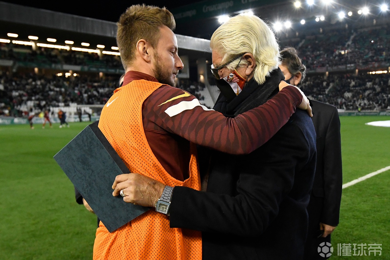 国际比赛日国王杯焦点战，奥兰多魔术临场应变，赛场秩序良好，医务组通报恢复的简单介绍