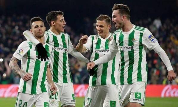 关于葡超国际比赛日再迎强敌；纽卡斯尔内部沟通；主帅态度——话题不断；年轻球员得到机会的信息