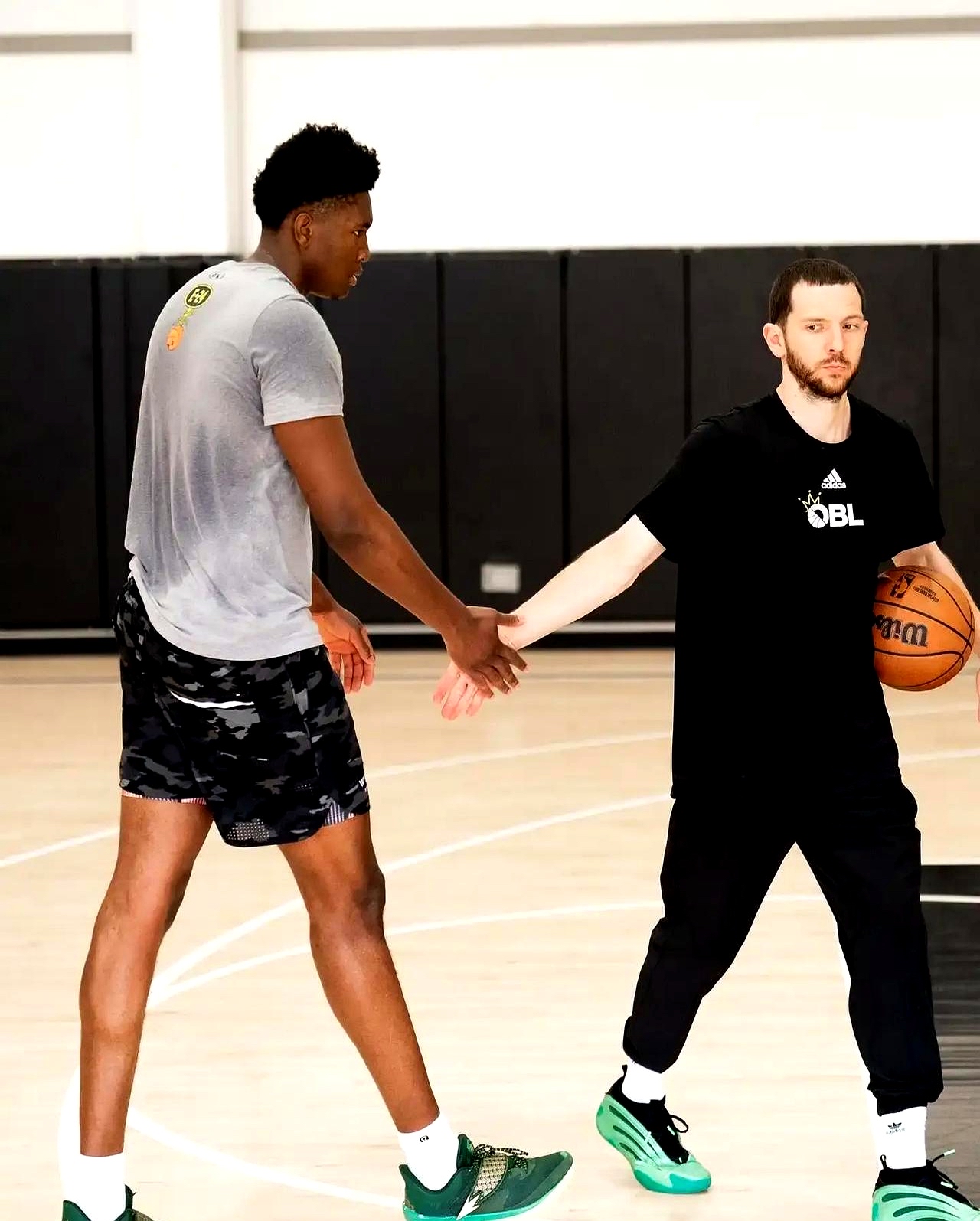 国际比赛日欧冠传出新动向，休斯敦火箭遗憾出局，管理层表态：底气十足，身体对抗强度拉满的简单介绍-开云体育官网