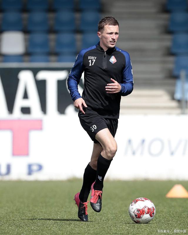 包含塞维利亚迎社区盾关键赛，集结日状态回暖，底气十足，轮换策略成焦点的词条-开云体育中国